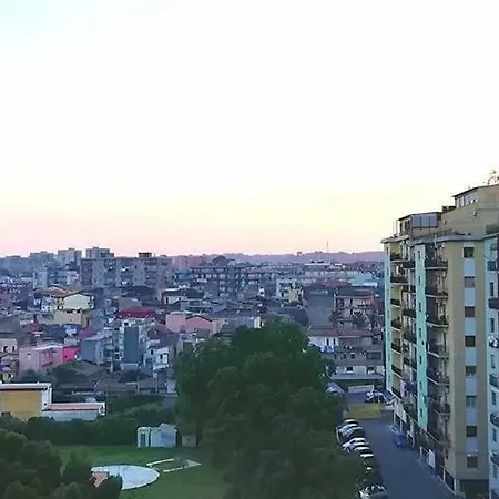Etna Rooms-catania Konukevi *